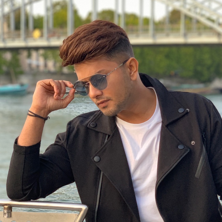 The Profile Image Avatar of awezdarbar - Awez Darbar
