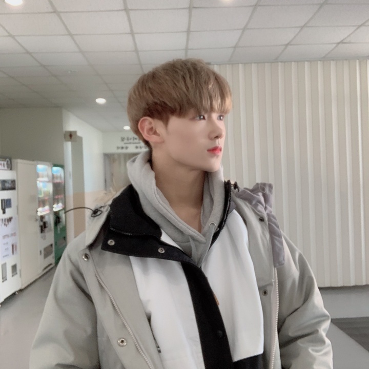 The Profile Image Avatar of userqi0vqj6ivg - 용우?