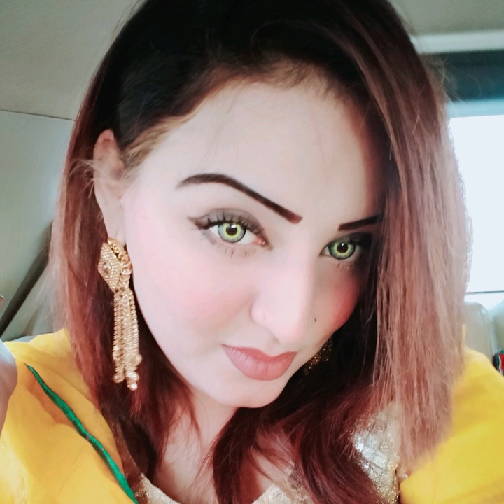 The Profile Image Avatar of user747neelojeya - neelojeya🌹🌹🌹🌹🌹🌹🌹🌹
