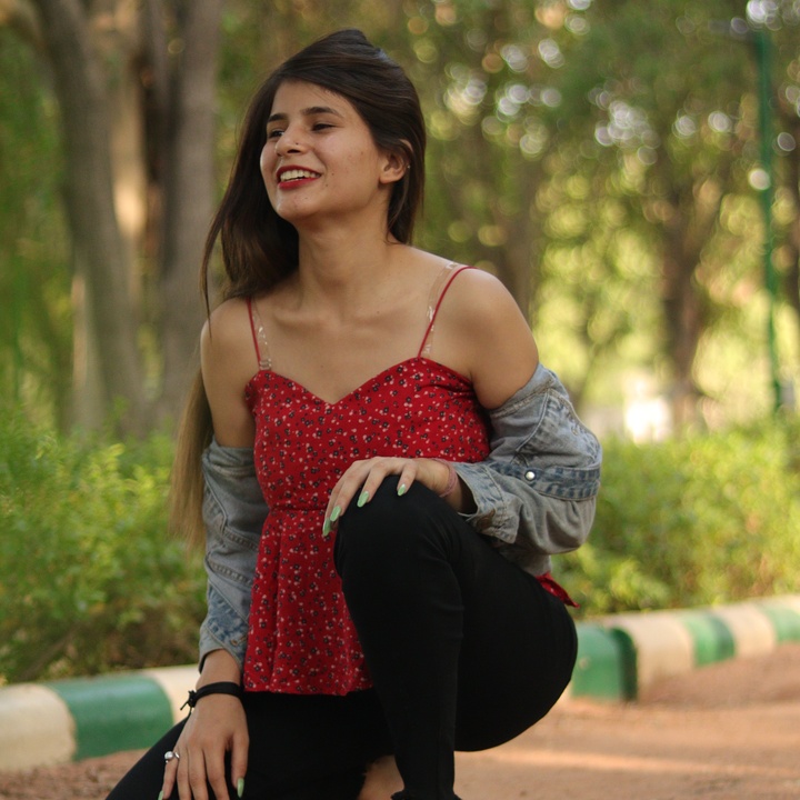 The Profile Image Avatar of parinegi__1234 - Parilly☺️