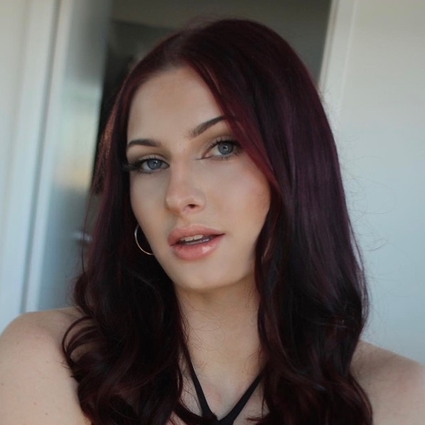 🦄 @katcadence - Kat Cadence