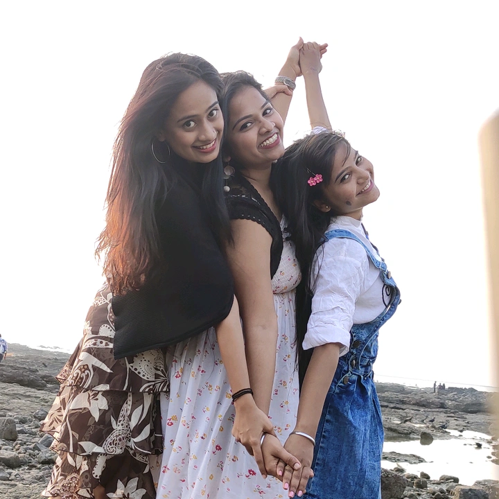 💃💃👭👭 - original sound