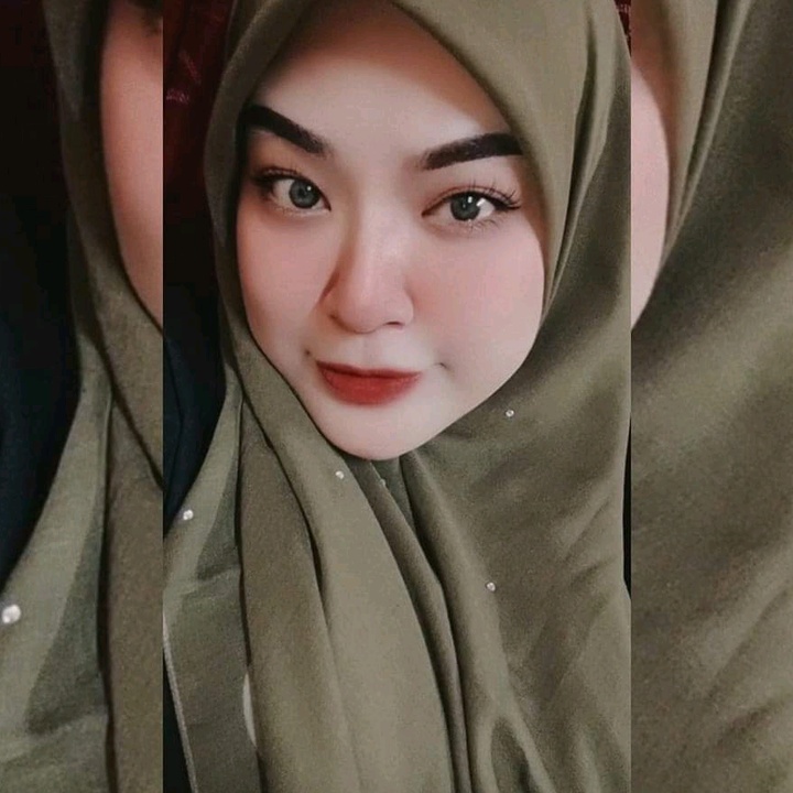 @xmyraedora