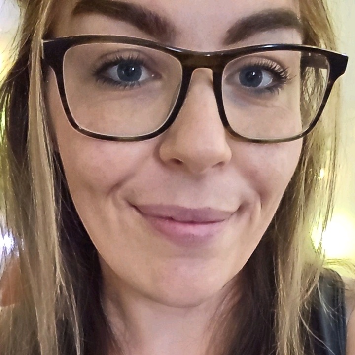 🦄 @ashlieghsaurus - 🦕🦖 Ashlieghsaurus 🦖🦕 - TikTok