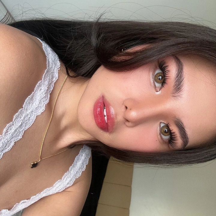 @ella_deniseee