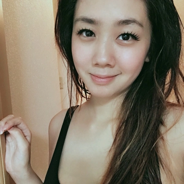 @yukakuroyanagi