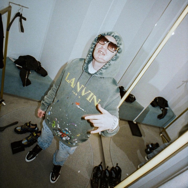 Горячий парень (куплет)