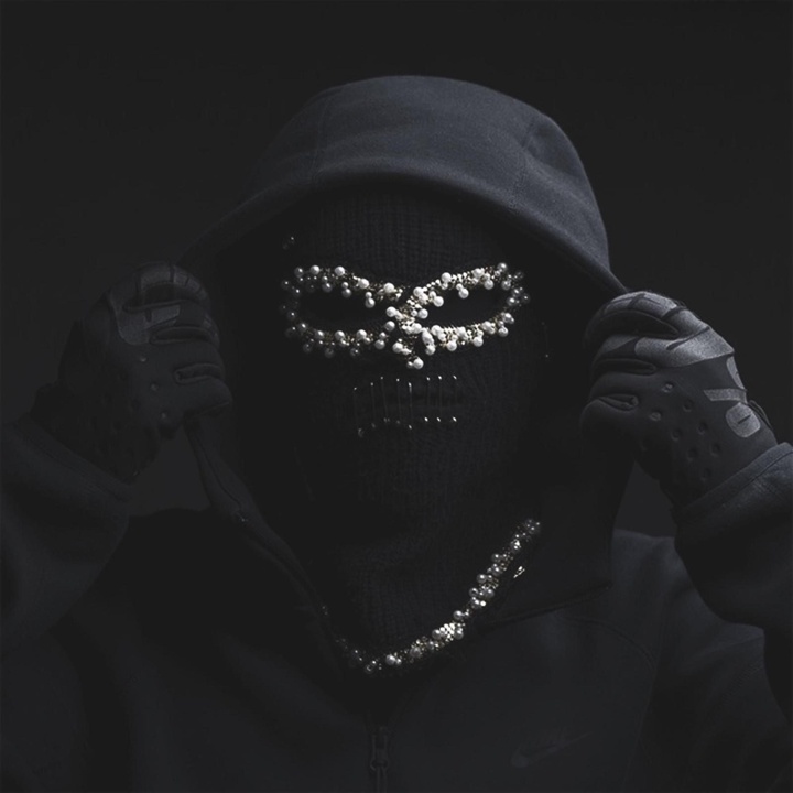 Dans ma tĂȘte on est 2