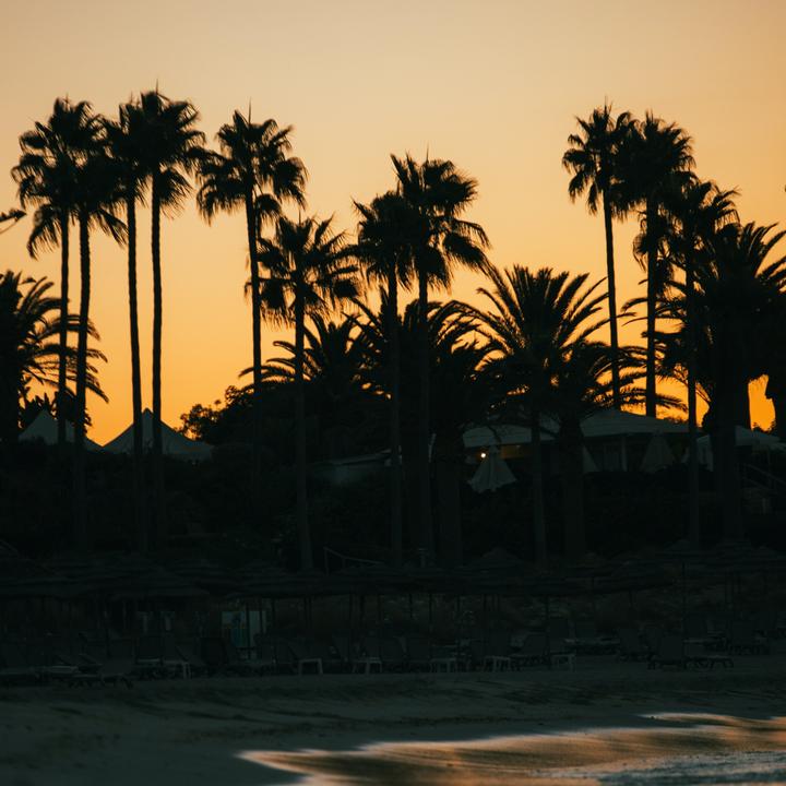 وقت غروب الشمس