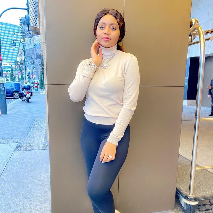 The Profile Image Avatar of official_regina - Regina Daniels