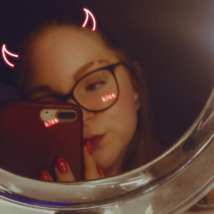 Saskia👅🏳️‍🌈 - suara asli