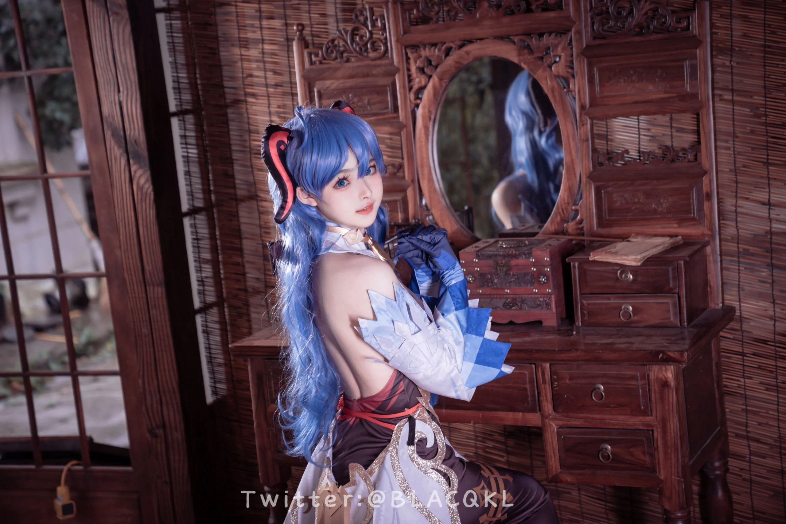 Đọc truyện hentai Tuyển tập Albums siêu phẩm Cosplay - Chap 597 - [Bai Li loves chocolate] Gan Yu