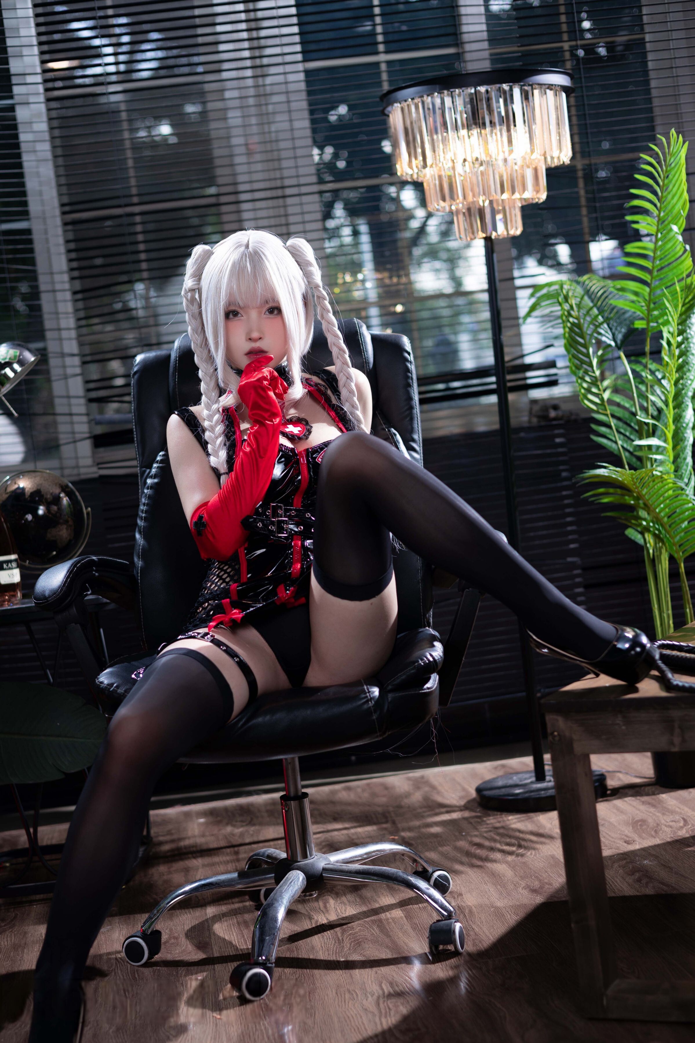 Đọc truyện hentai Tuyển tập Albums siêu phẩm Cosplay - Chap 1028 - Shimizu Yuno - White-haired nurse