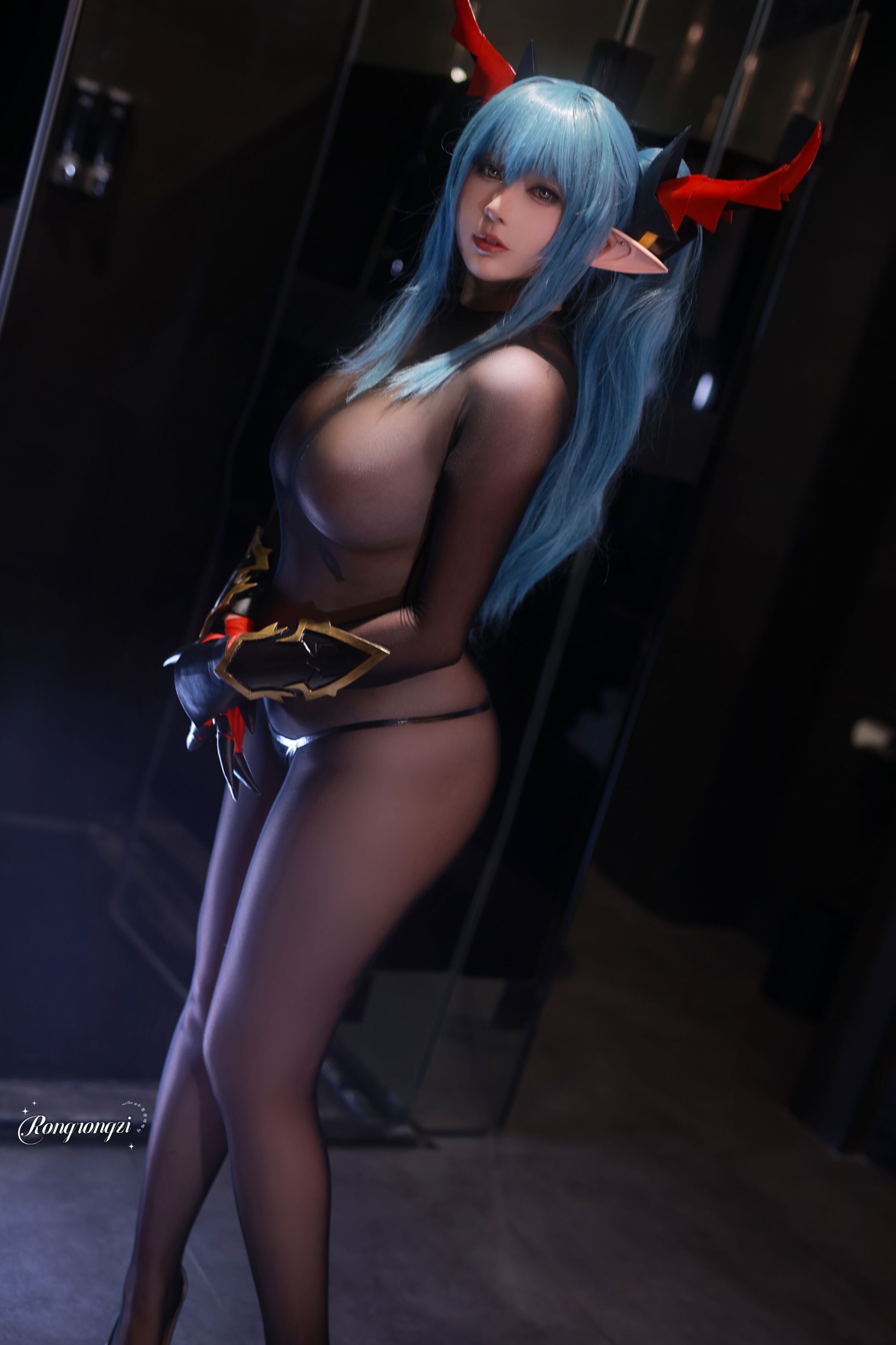 Đọc truyện hentai Tuyển tập Albums siêu phẩm Cosplay - Chap 955 - Xiao Rongzi Guguguw - A dragon girl