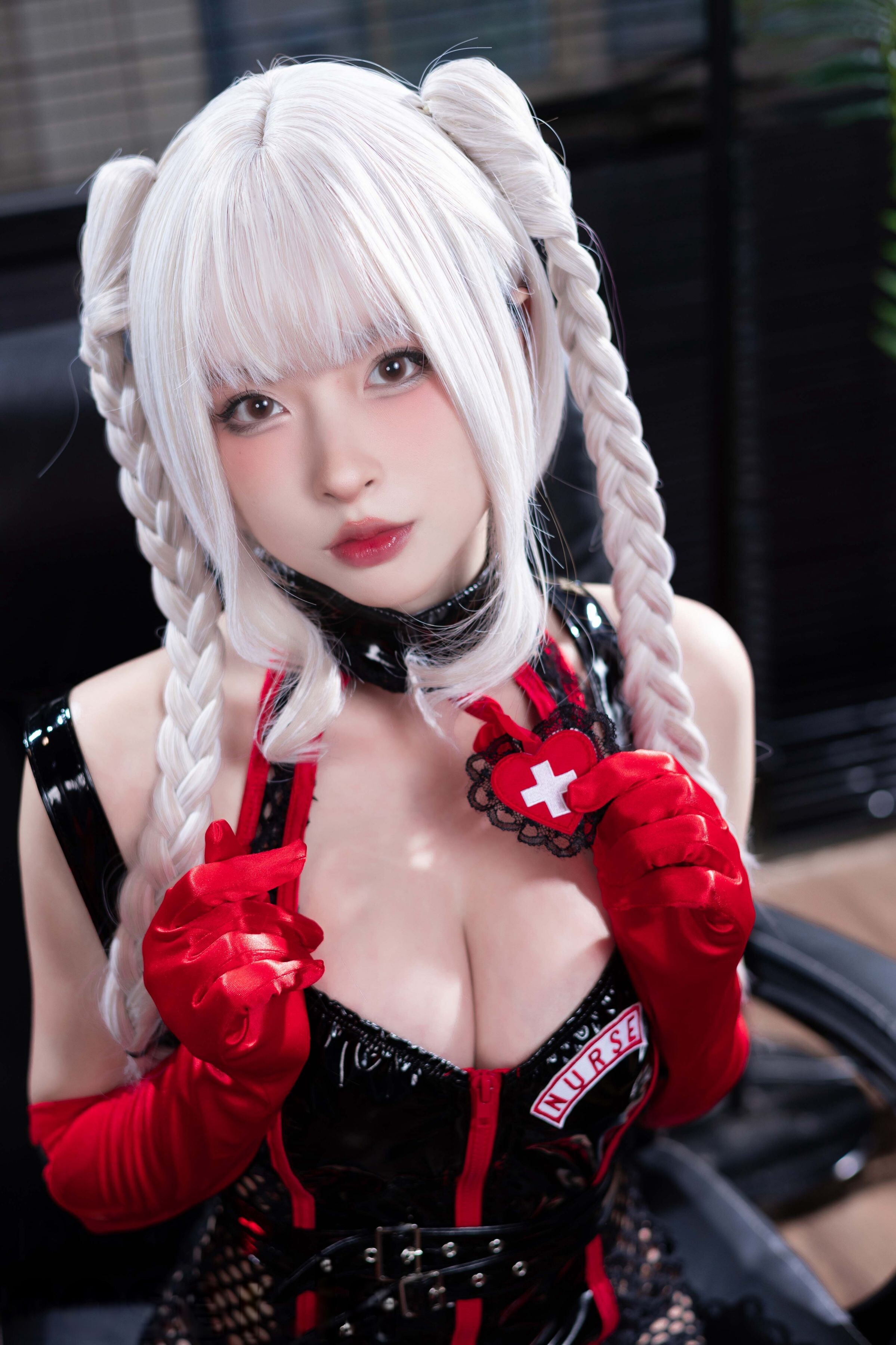Đọc truyện hentai Tuyển tập Albums siêu phẩm Cosplay - Chap 1028 - Shimizu Yuno - White-haired nurse