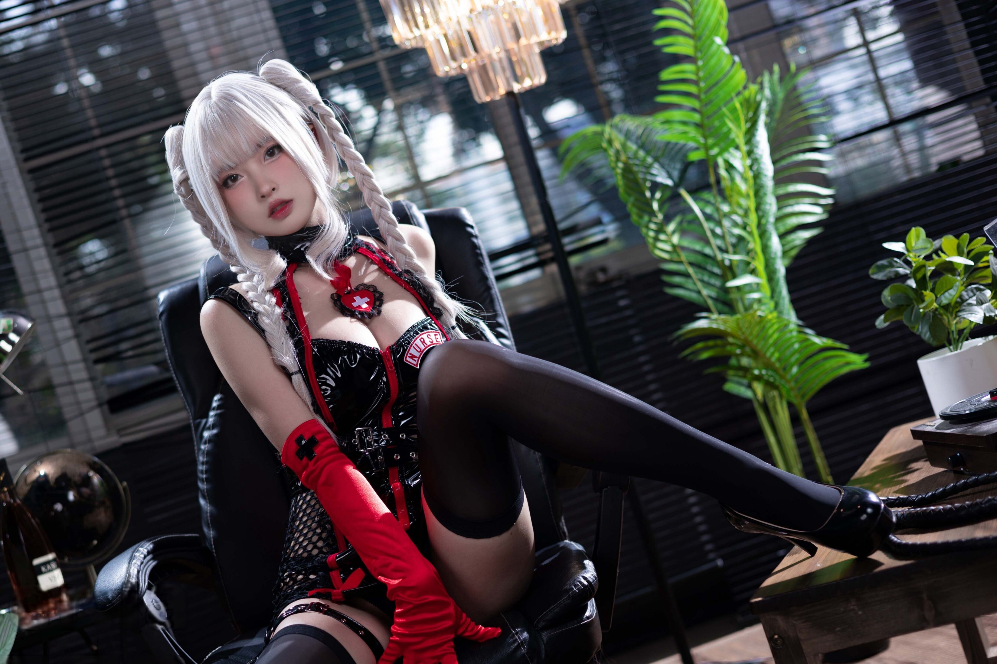 Đọc truyện hentai Tuyển tập Albums siêu phẩm Cosplay - Chap 1028 - Shimizu Yuno - White-haired nurse