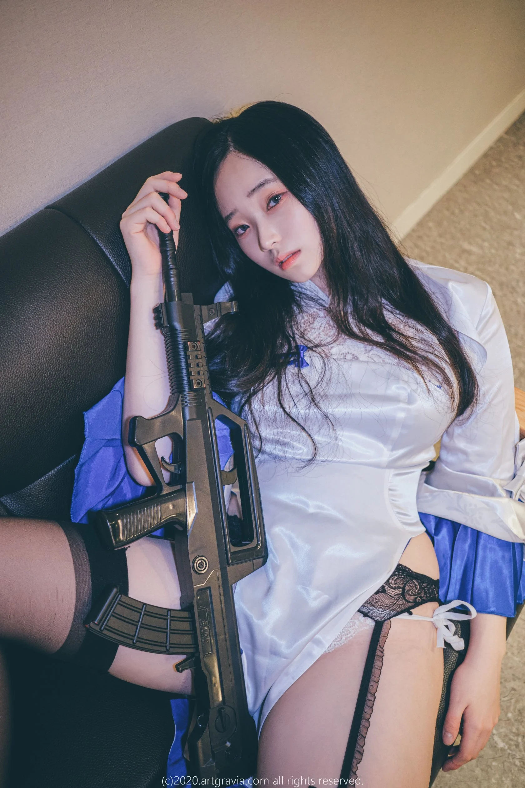 Đọc truyện hentai Tuyển tập Albums siêu phẩm Cosplay - Chap 919 - [ArtGravia] Vol.136 Bambi