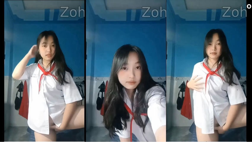 Nữ Sinh mới lớn còn đeo khăn quàng đỏ show lồn cực dâm ~ Sex Học Sinh