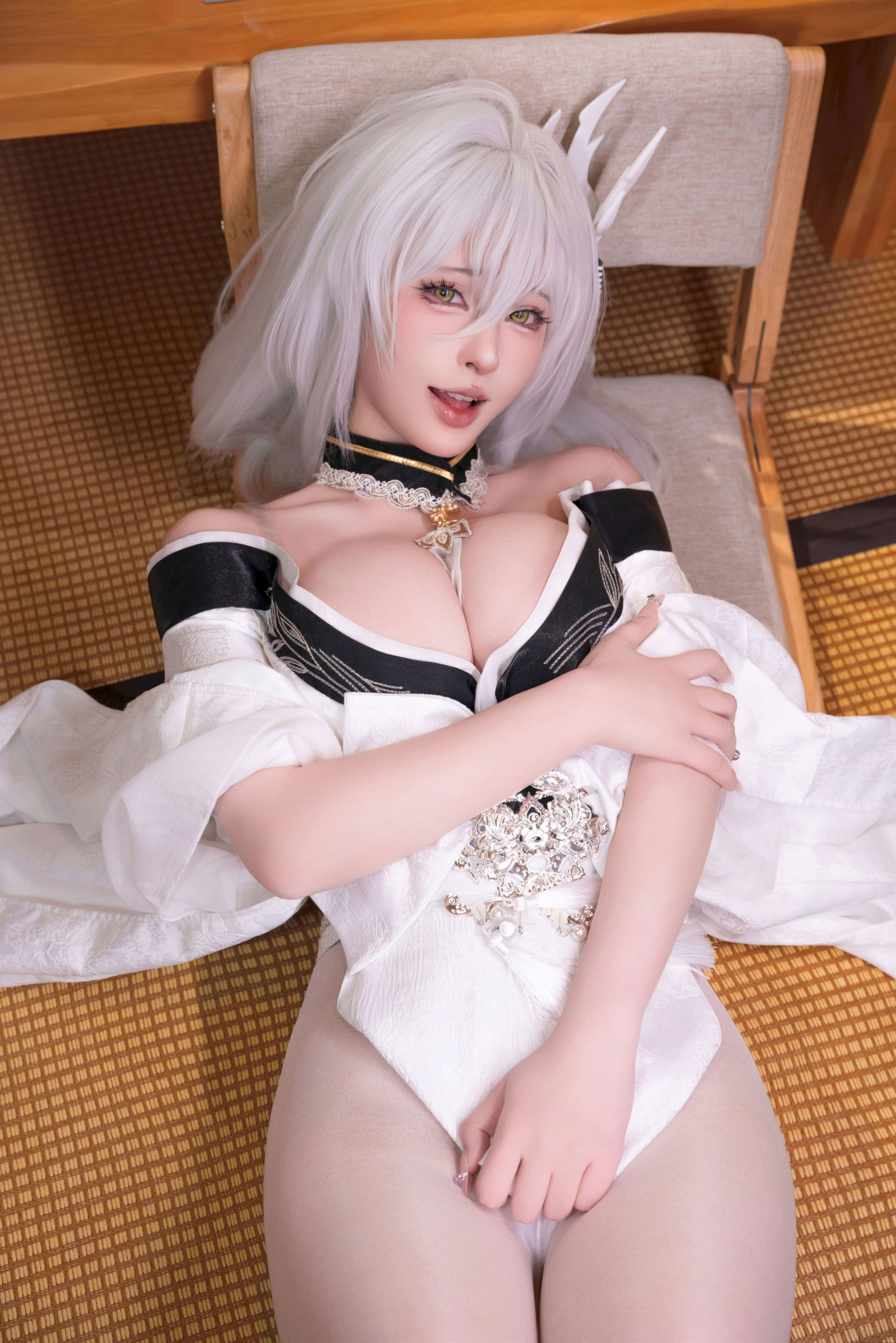 Đọc truyện hentai Tuyển tập Albums siêu phẩm Cosplay - Chap 1429 - Yuno Shimizu - Azur Lane Hakuhou Kimono