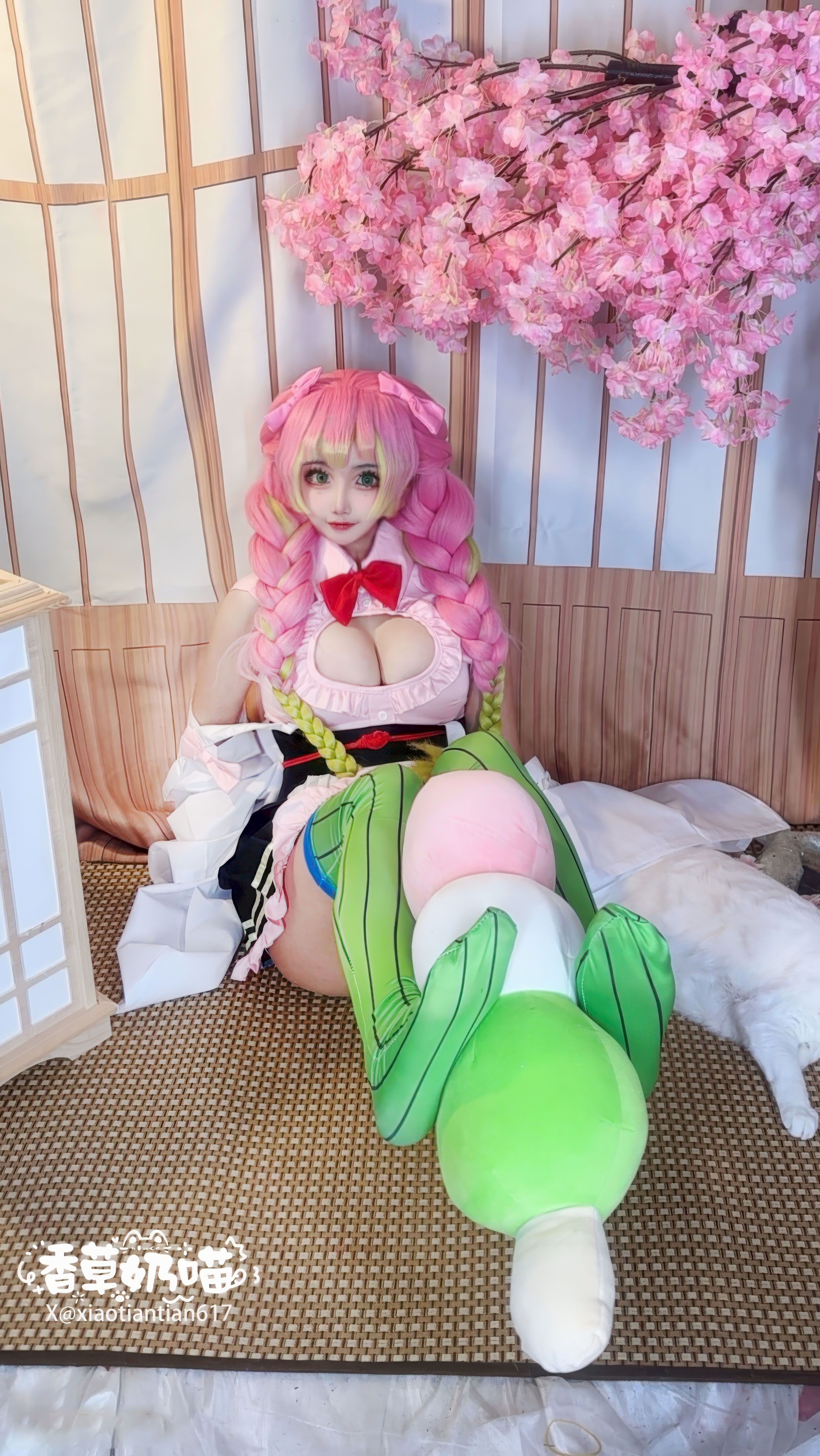 Đọc truyện hentai Tuyển tập Albums siêu phẩm Cosplay - Chap 1444 - Vanilla Milk Cat - Demon Slayer: Kimetsu no Yaiba - Mitsuri Kanroji Maid