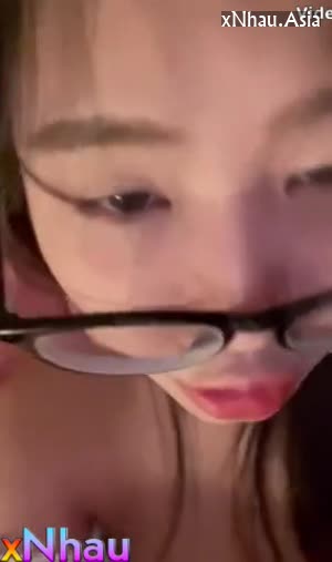 Vũ Thùy Linh 207, Con đĩ Dhoc Công Nghệ Chát Sex khiêu dâm móc lồn bóp vú rên rỉ (Vũ Thùy Linh 207, Con đĩ Dhoc Công Nghệ Chát Sex khiêu dâm móc lồn bóp vú rên rỉ) [26]