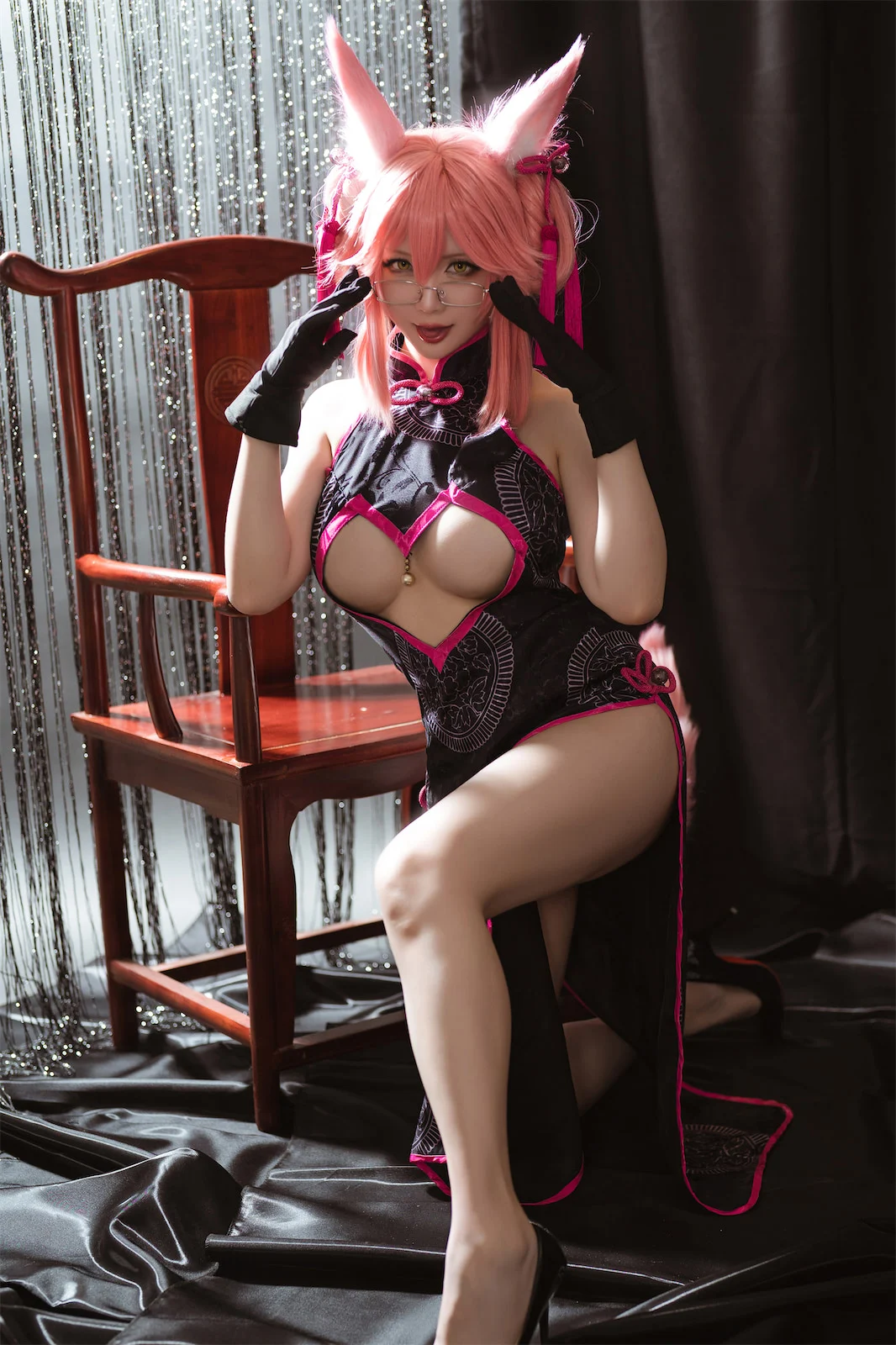 Đọc truyện hentai Tuyển tập Albums siêu phẩm Cosplay - Chap 647 - [Star Chichi] Gao Yanskaya cheongsam