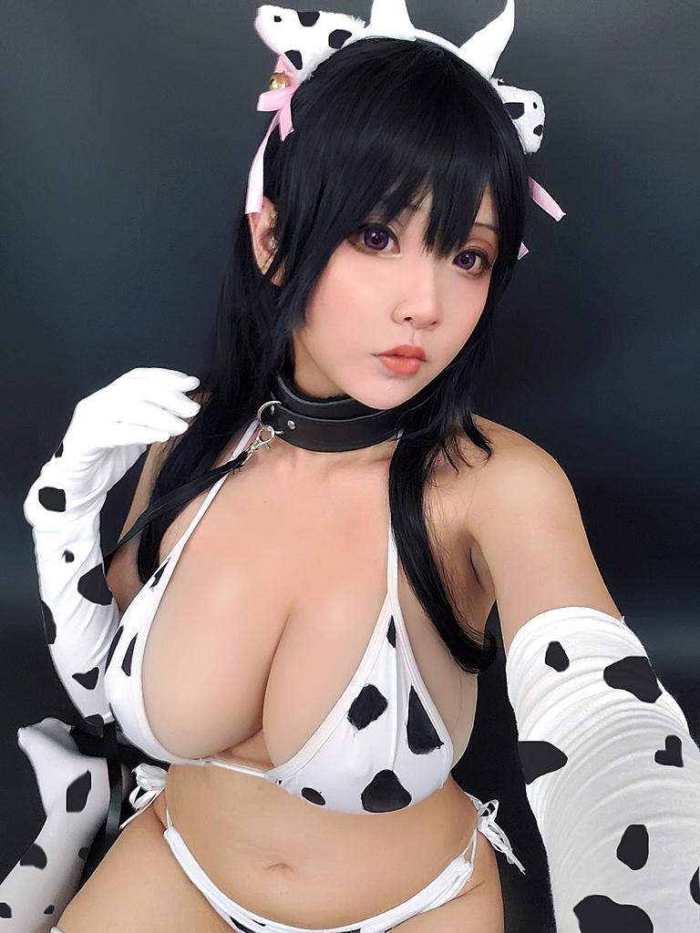 Đọc truyện hentai Tuyển tập Albums siêu phẩm Cosplay - Chap 347 - Hana Bunny – Cow Bikini