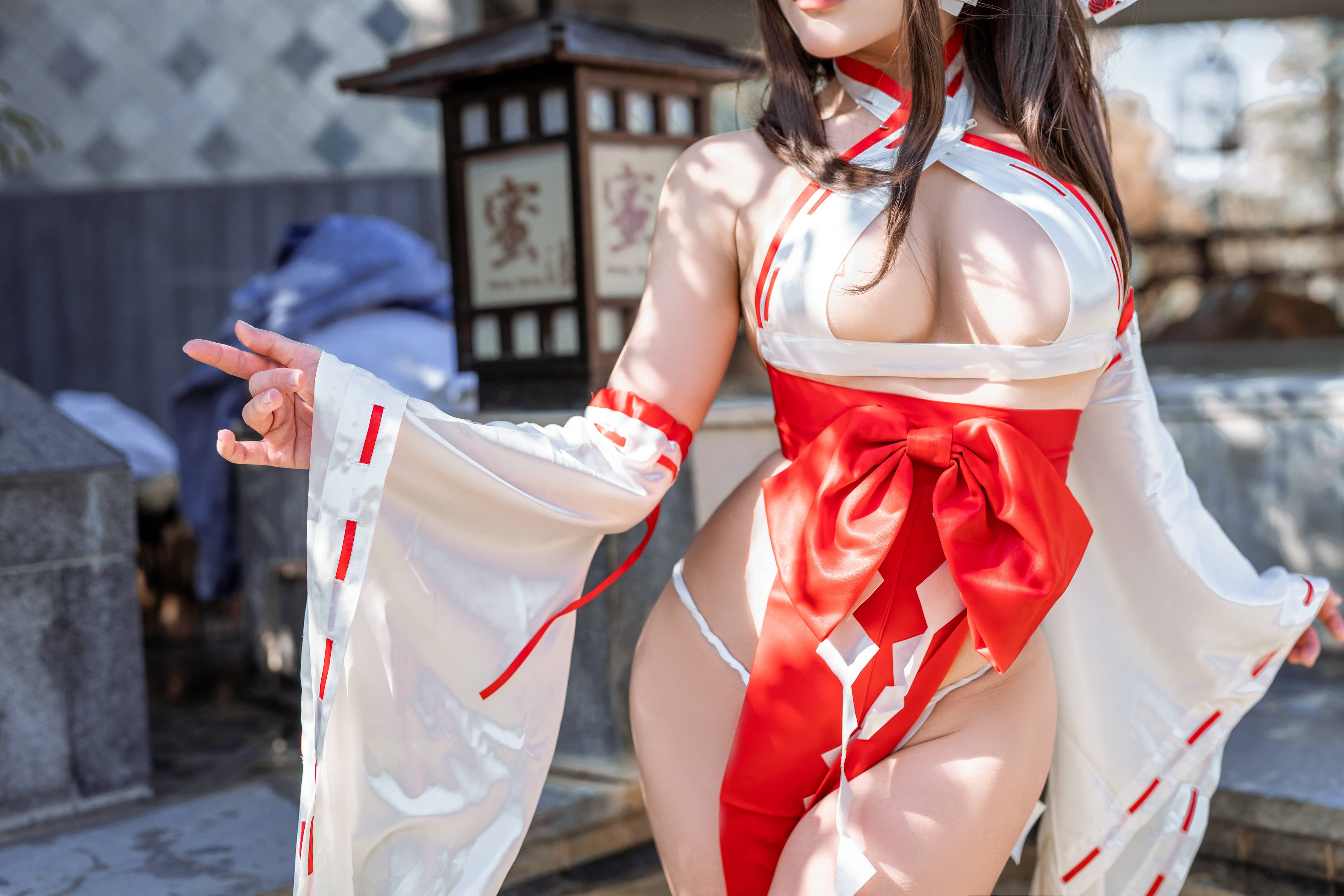 Đọc truyện hentai Tuyển tập Albums siêu phẩm Cosplay - Chap 1341 - Foolish Momo - & A Smile of Fragrance, Two-Person Fox