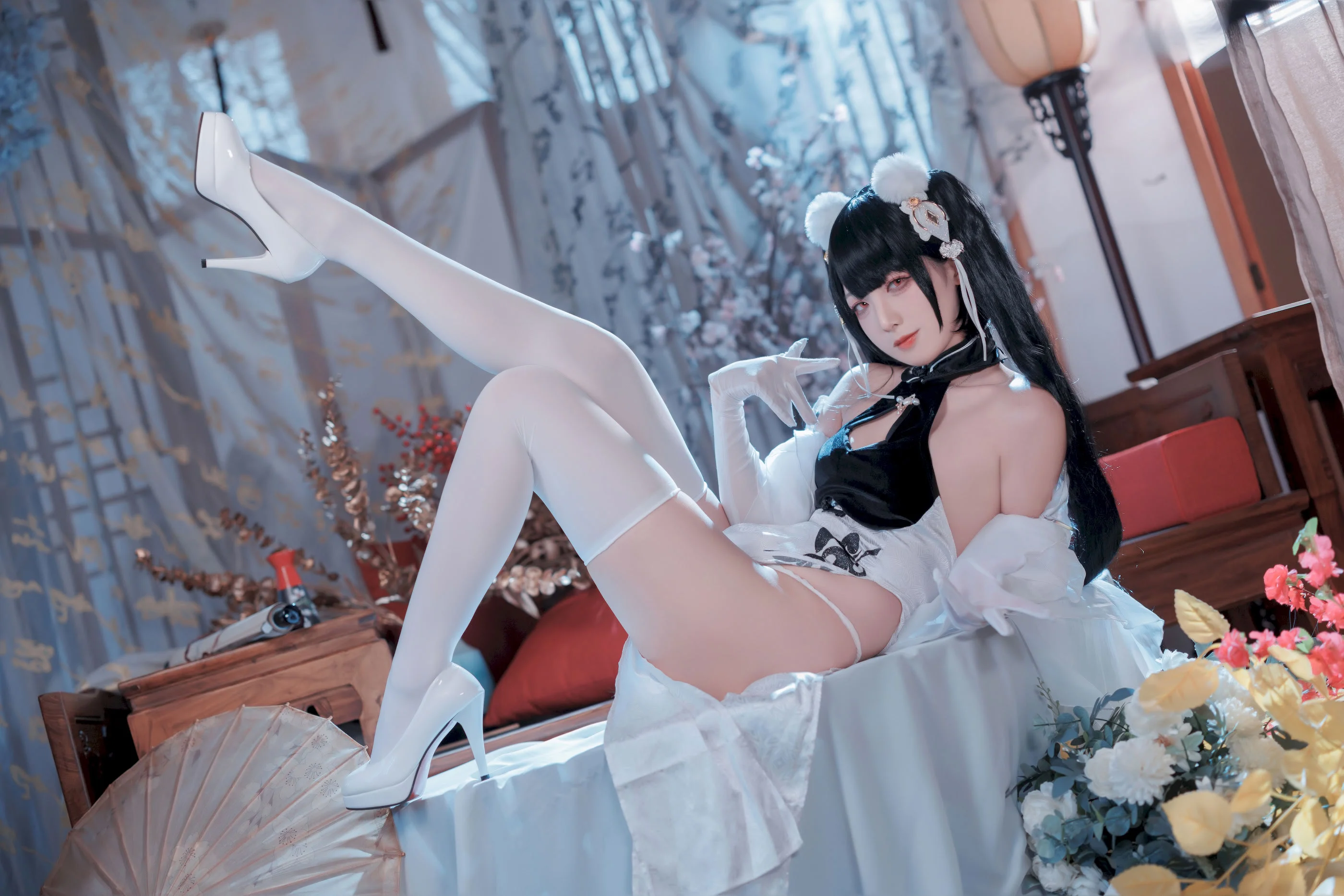 Đọc truyện hentai Tuyển tập Albums siêu phẩm Cosplay - Chap 1170 - The Frontier V - Azur Lane Peter Strasser Erotic Books and Jade