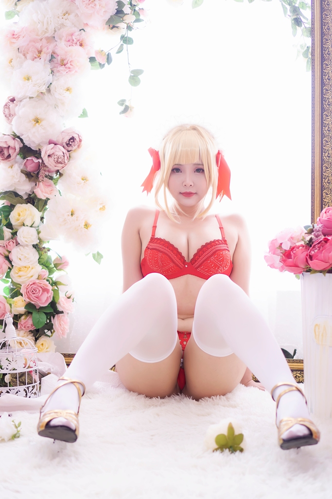 Đọc truyện hentai Tuyển tập Albums siêu phẩm Cosplay - Chap 229 - Hana Bunny – Nero Maid
