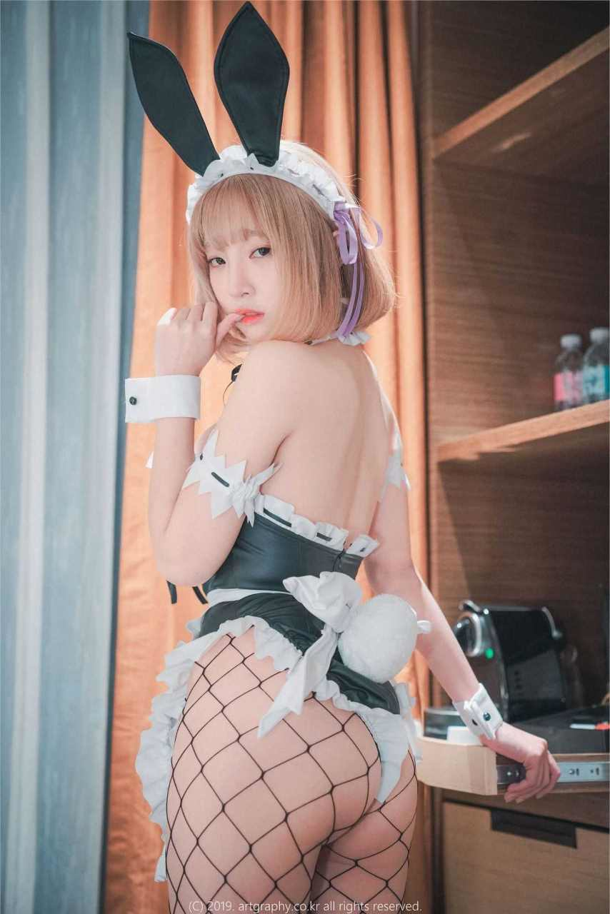 Đọc truyện hentai Tuyển tập Albums siêu phẩm Cosplay - Chap 3 - Cute ฺBunny Maid