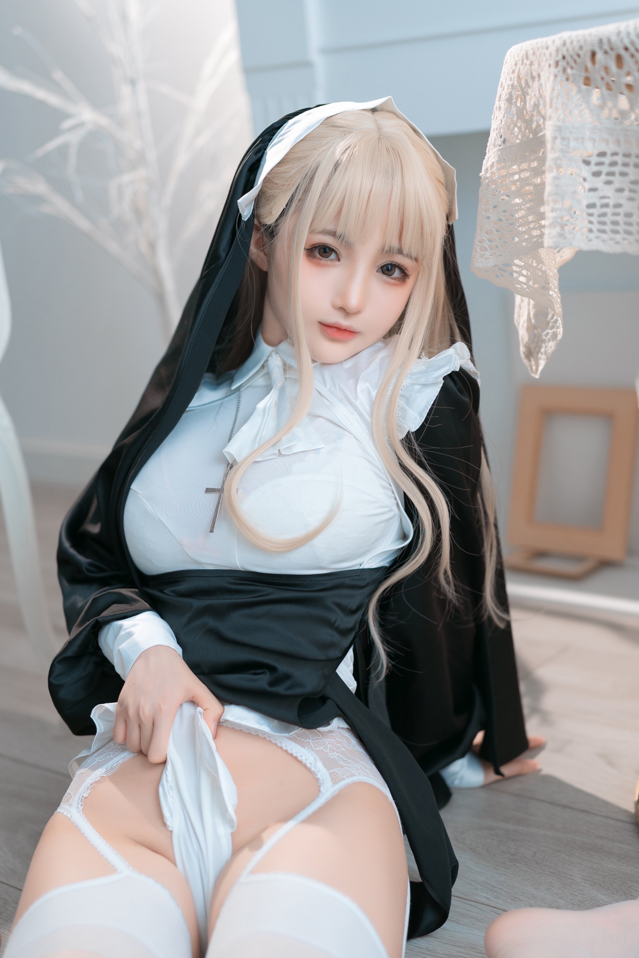 Đọc truyện hentai Tuyển tập Albums siêu phẩm Cosplay - Chap 771 - Sakurai Nene - Nun