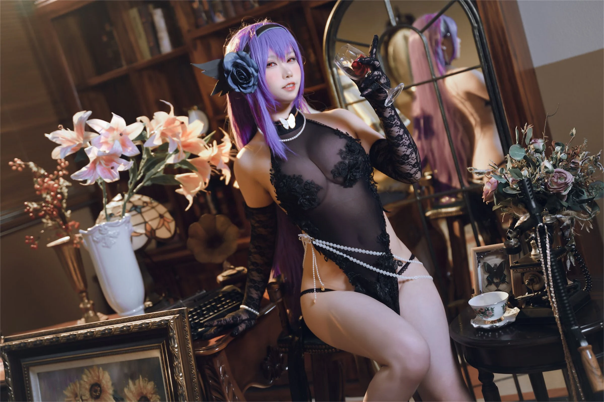 Đọc truyện hentai Tuyển tập Albums siêu phẩm Cosplay - Chap 568 - One North – Dark Rose Swaying