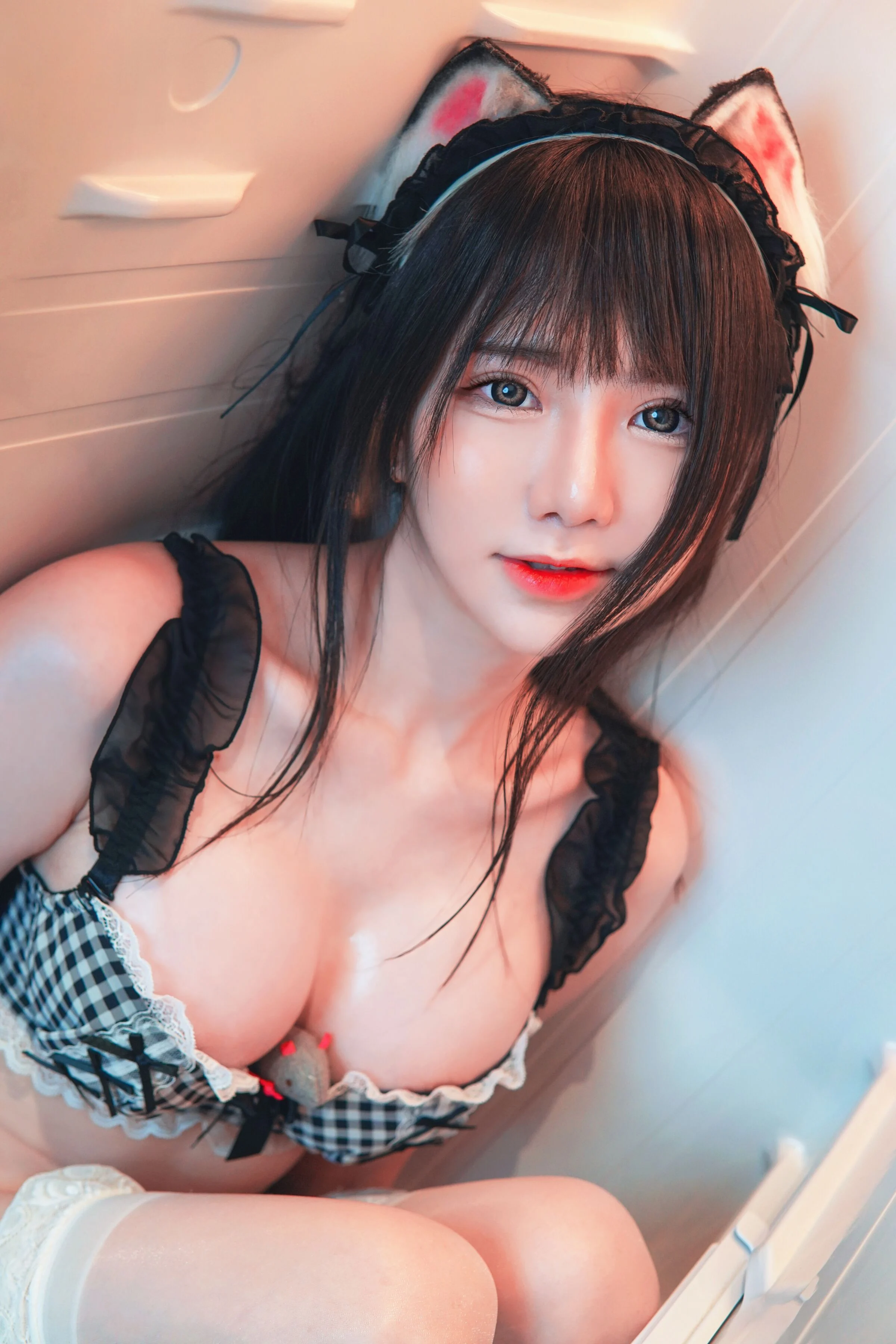 Đọc truyện hentai Tuyển tập Albums siêu phẩm Cosplay - Chap 369 - Sally Dorasnow - Black Cat OC