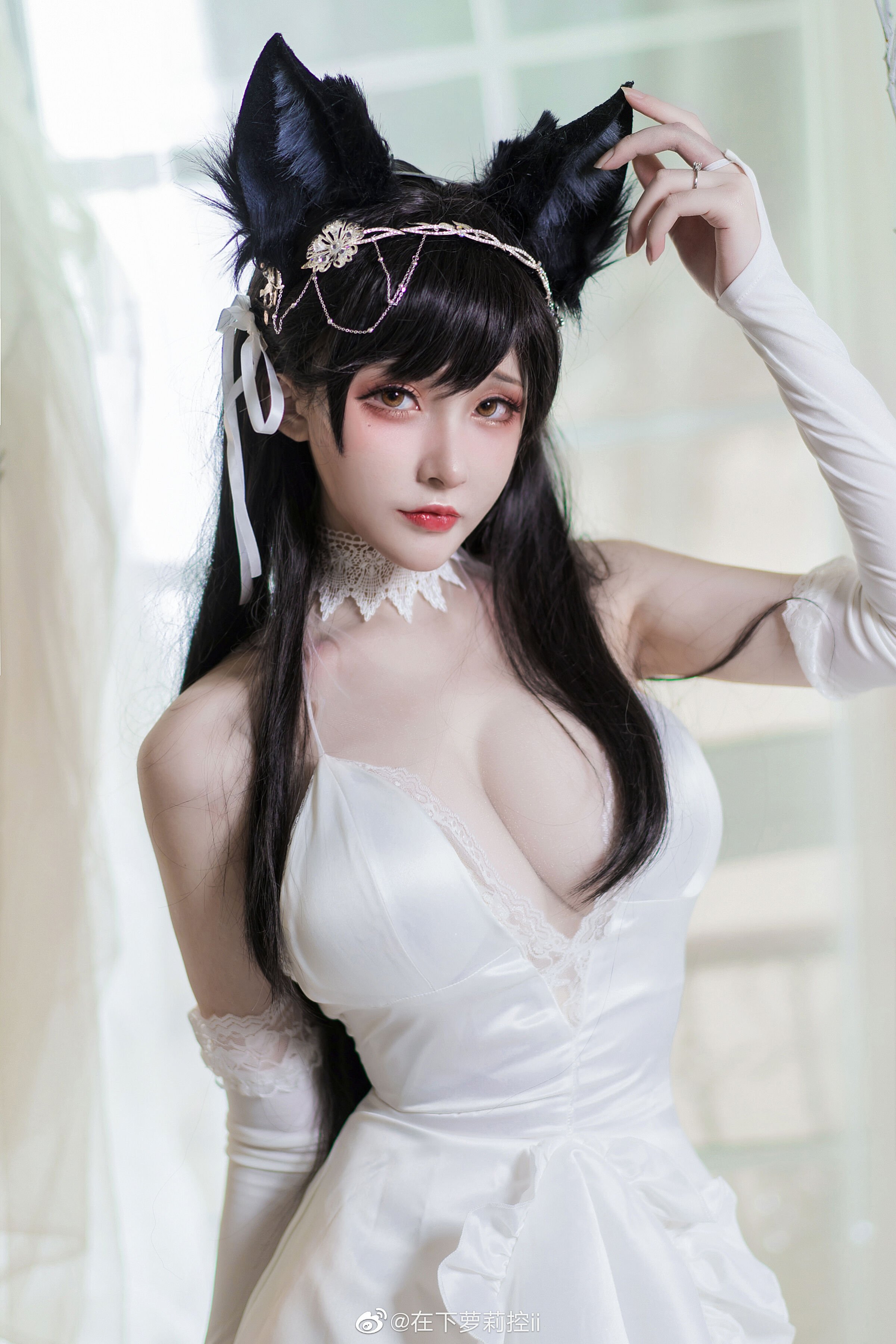 Đọc truyện hentai Tuyển tập Albums siêu phẩm Cosplay - Chap 498 - Egil + Prince Eugen + Louis IX + Atago (Azur Lane)