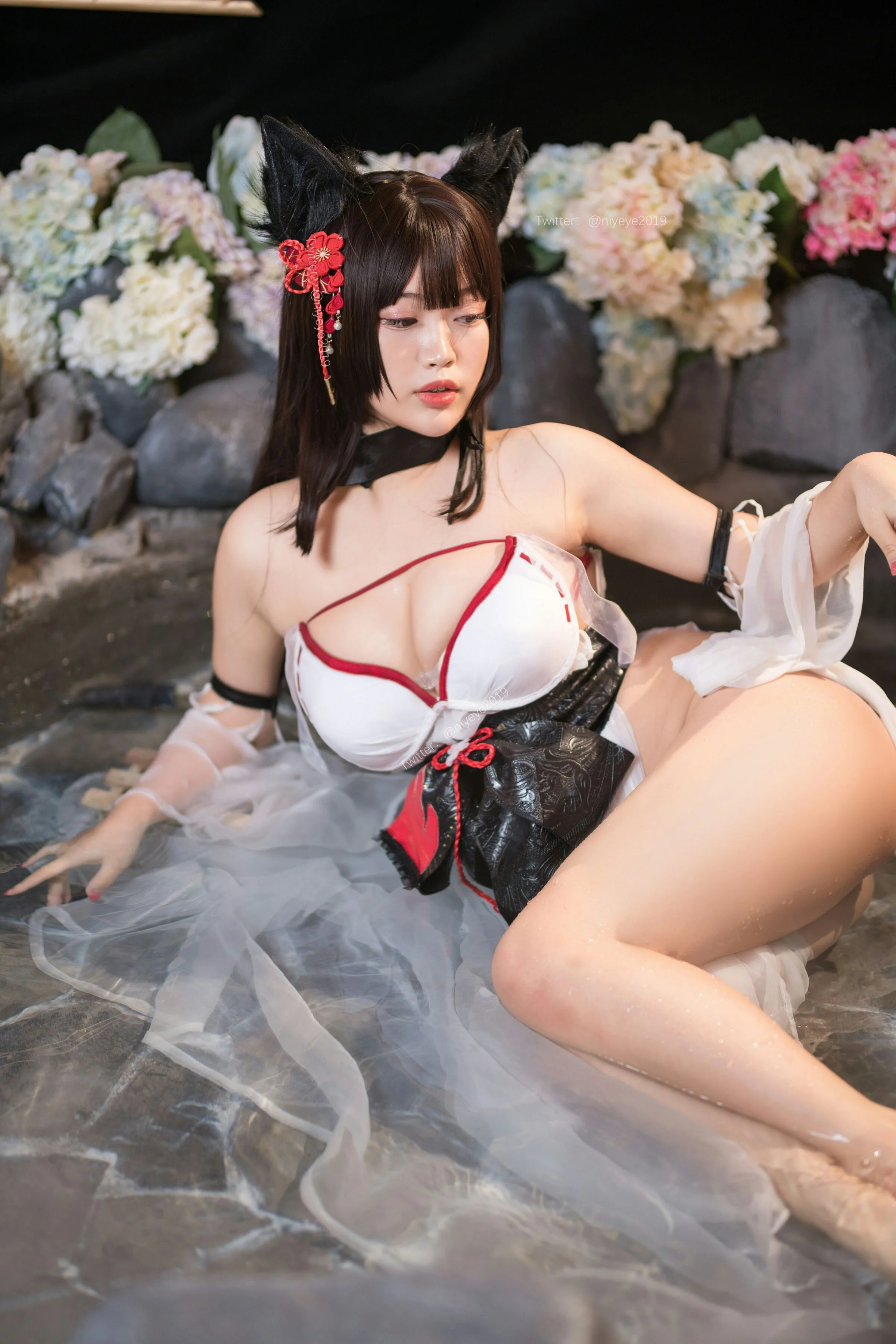 Đọc truyện hentai Tuyển tập Albums siêu phẩm Cosplay - Chap 613 - Bai Yeye - Azur Lane - Amagi