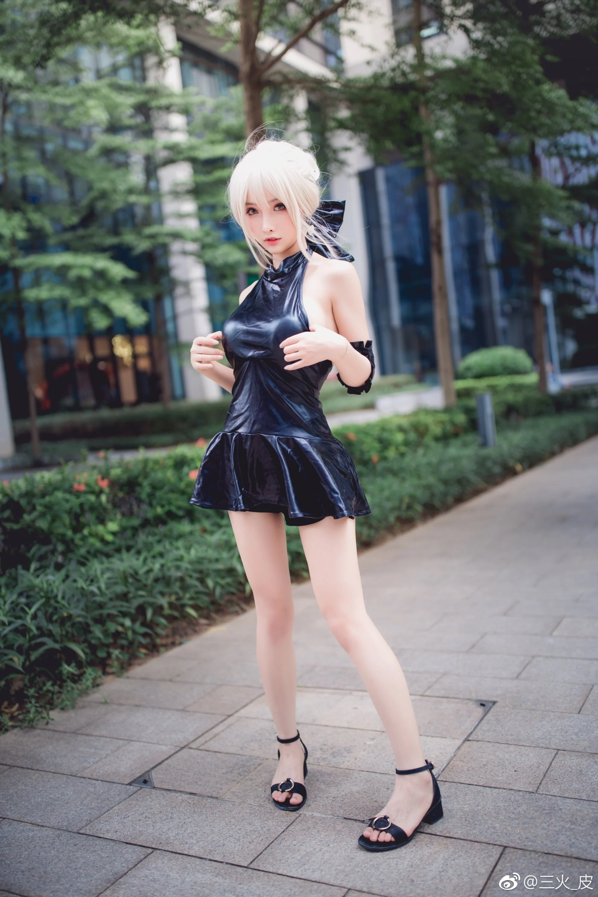 Đọc truyện hentai Tuyển tập Albums siêu phẩm Cosplay - Chap 886 - saber cosplay