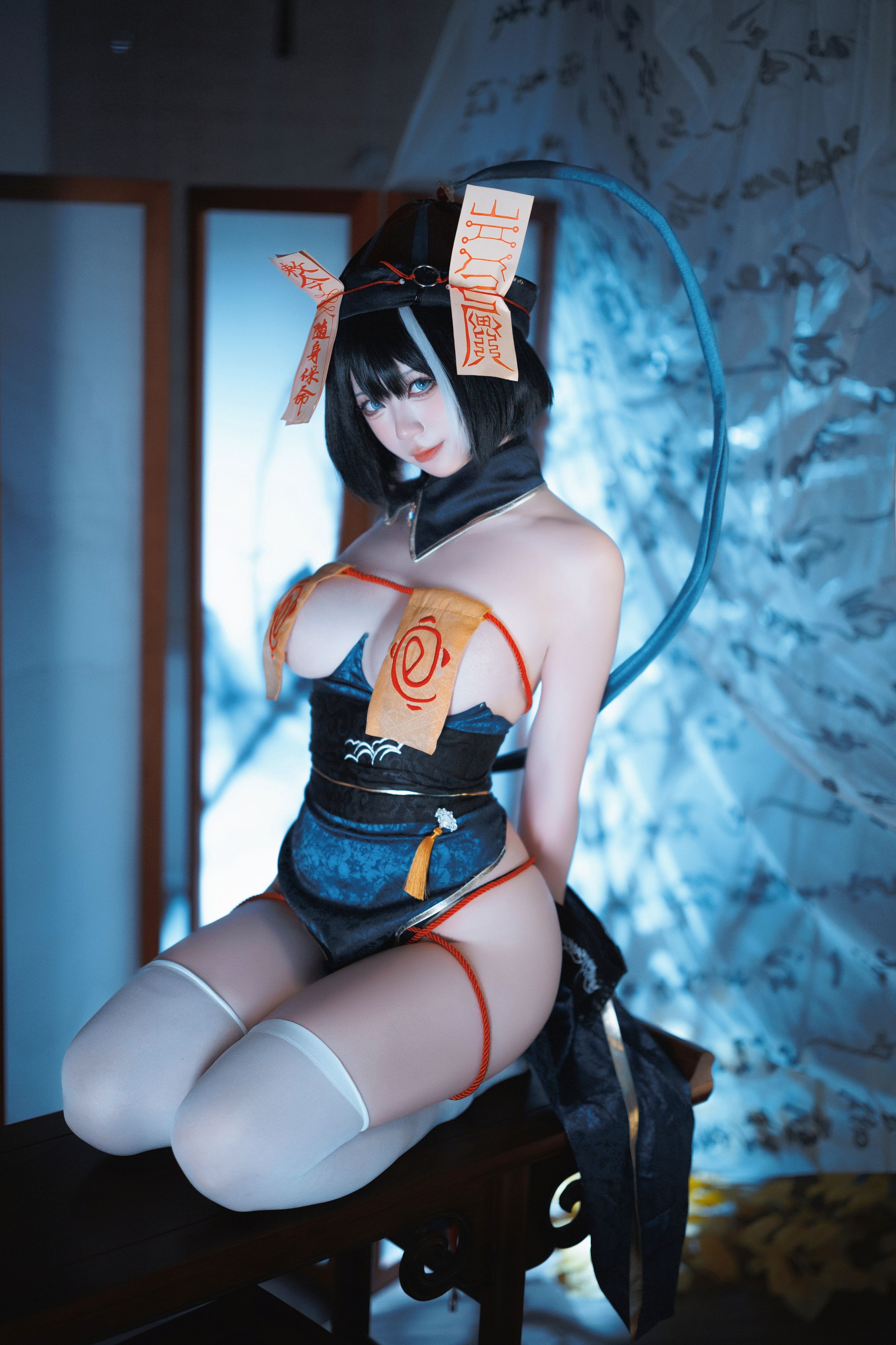 Đọc truyện hentai Tuyển tập Albums siêu phẩm Cosplay - Chap 560 - Yingluojiang w Azur Lane Huajia Zombie