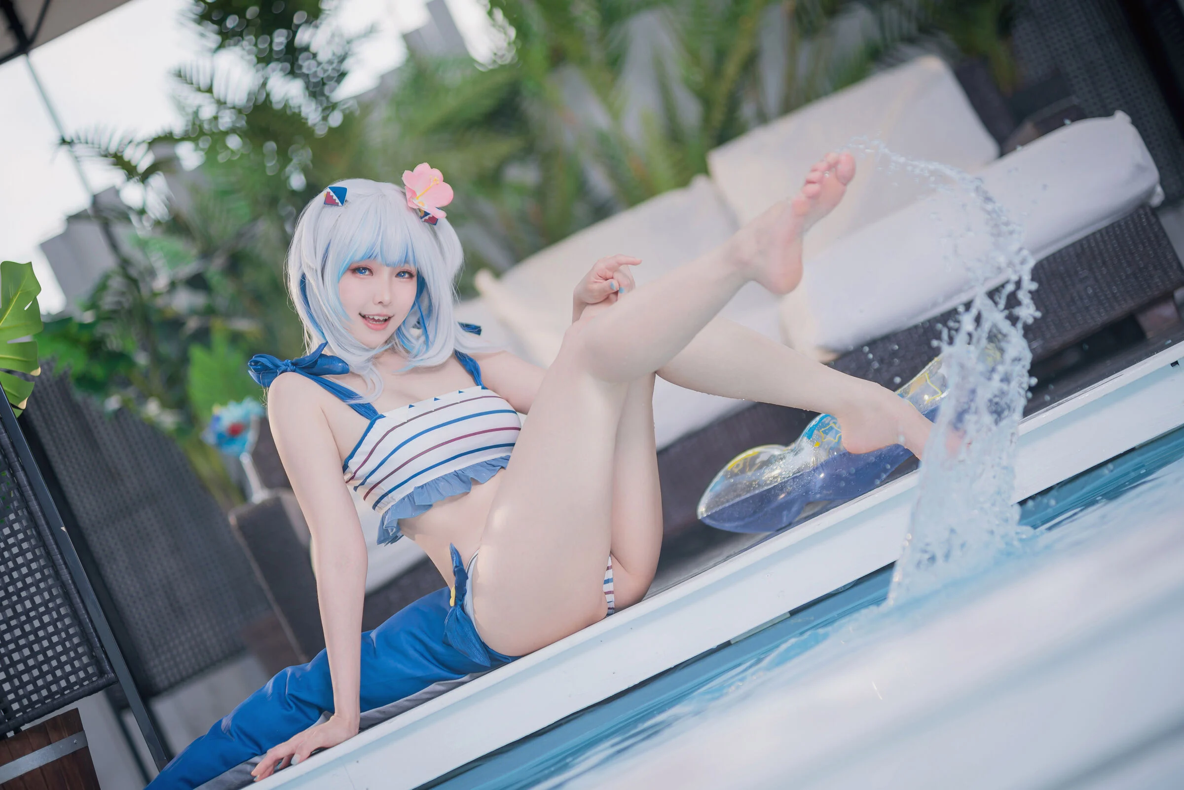 Đọc truyện hentai Tuyển tập Albums siêu phẩm Cosplay - Chap 518 - Ely - Gura Swimsuit