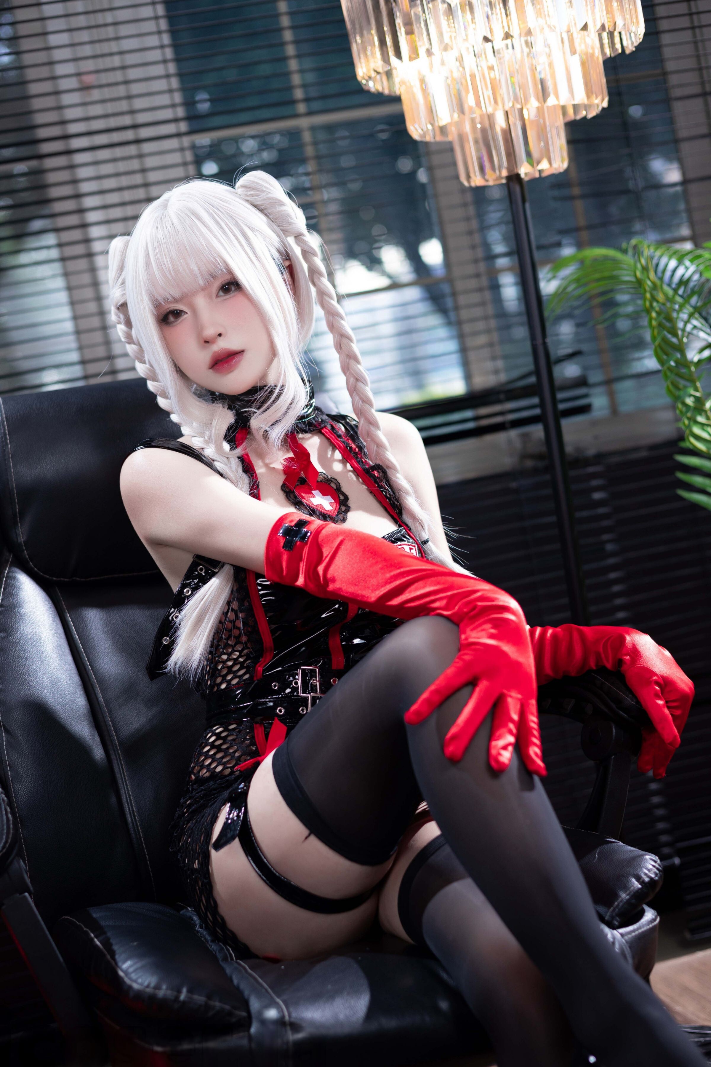 Đọc truyện hentai Tuyển tập Albums siêu phẩm Cosplay - Chap 1028 - Shimizu Yuno - White-haired nurse