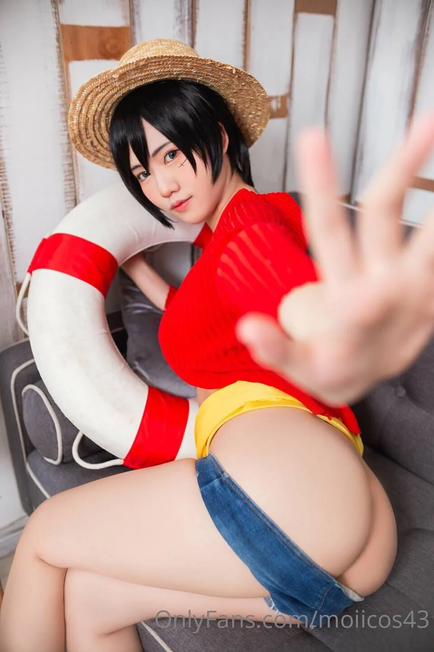 Đọc truyện hentai Tuyển tập Albums siêu phẩm Cosplay - Chap 678 - moiicos43 - Luffy