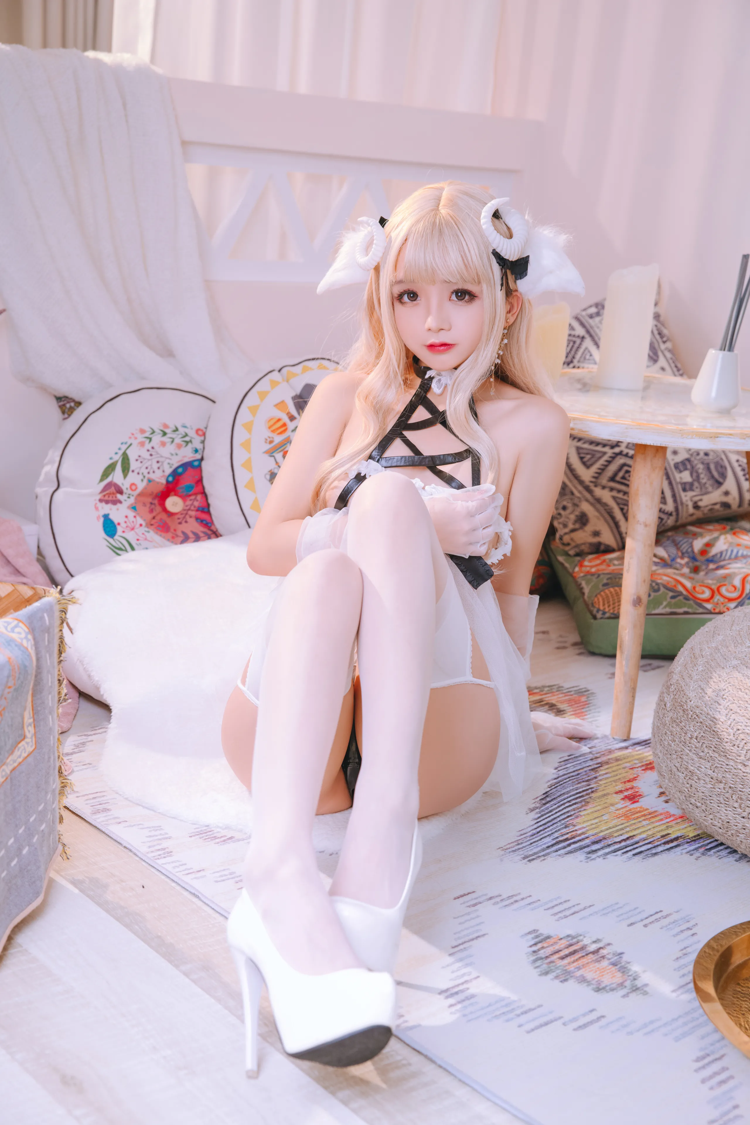 Đọc truyện hentai Tuyển tập Albums siêu phẩm Cosplay - Chap 1011 - Rina Jiao - White Lamb