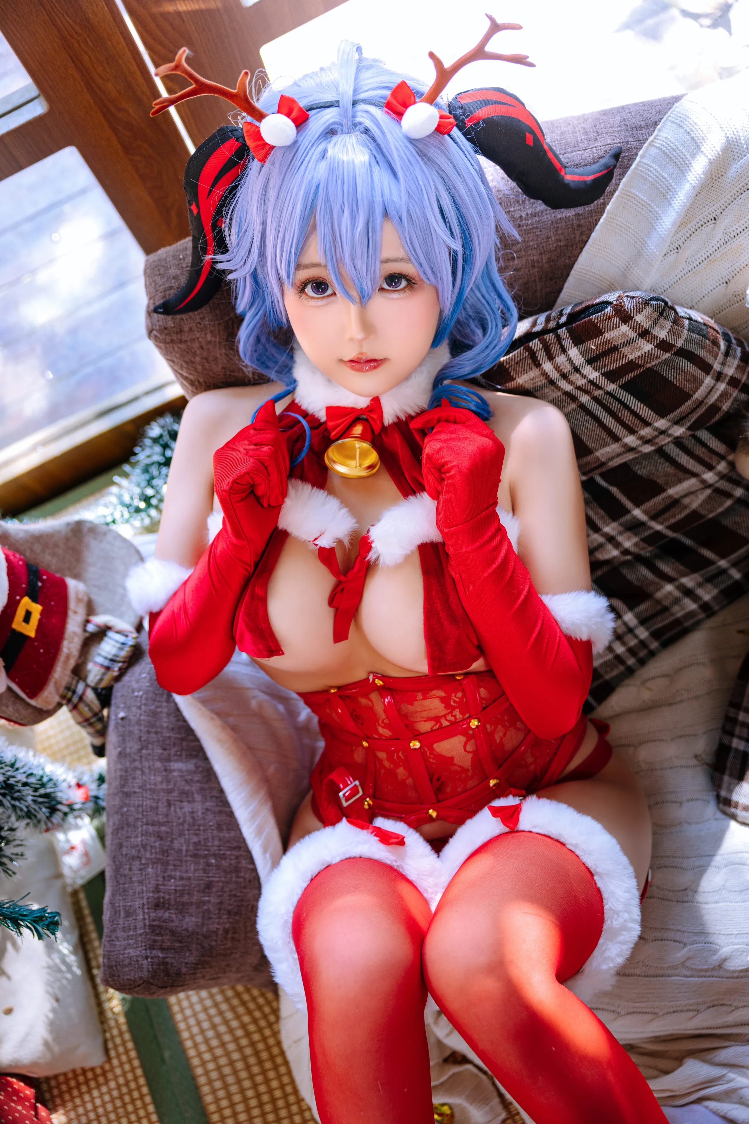 Đọc truyện hentai Tuyển tập Albums siêu phẩm Cosplay - Chap 960 - Rina Jiao - Ganyu Christmas