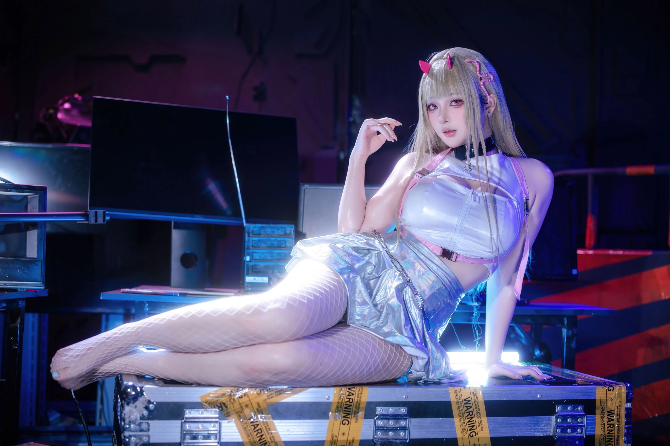 Đọc truyện hentai Tuyển tập Albums siêu phẩm Cosplay - Chap 1342 - Yukako - Victory Goddess: Niki, Viper