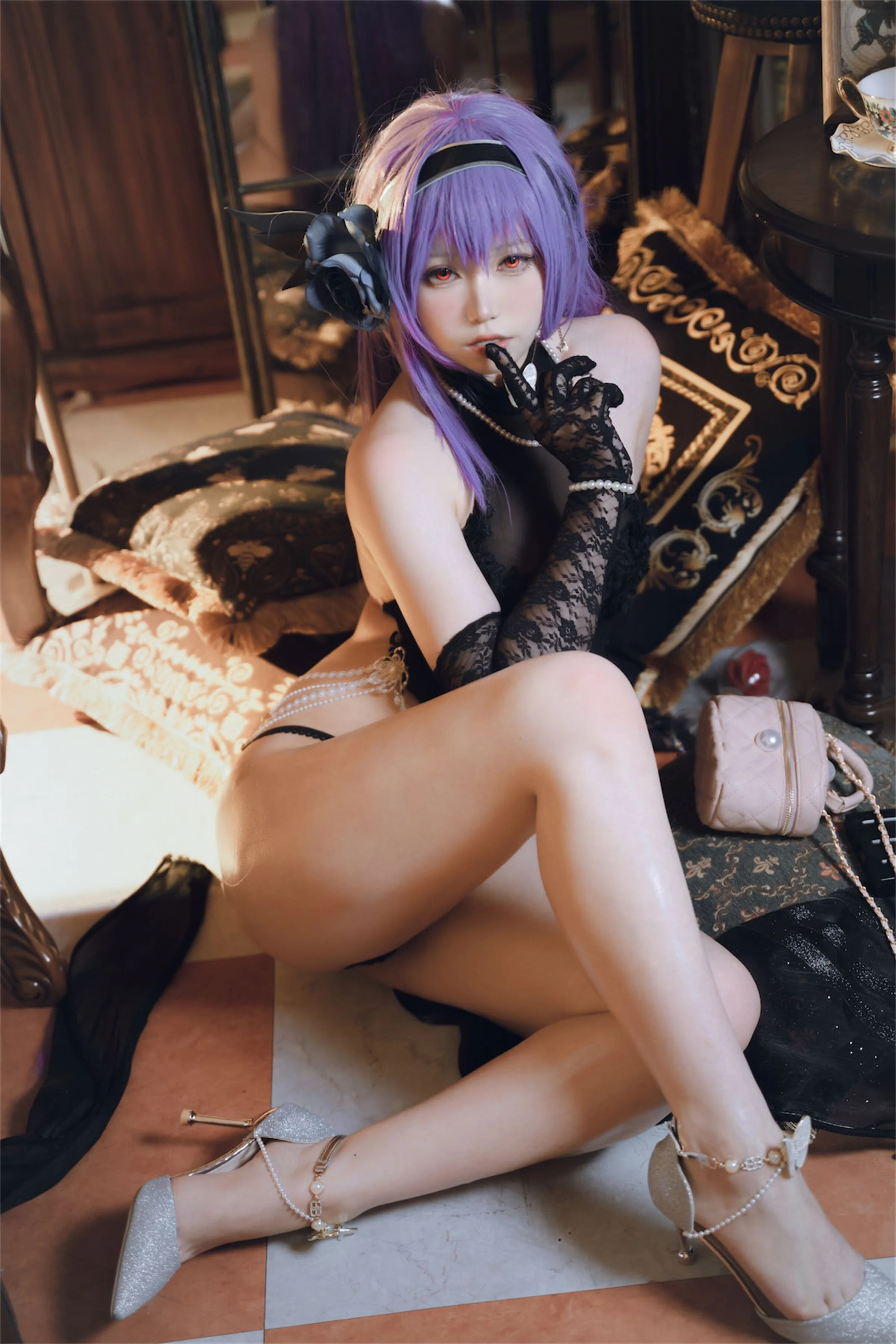 Đọc truyện hentai Tuyển tập Albums siêu phẩm Cosplay - Chap 568 - One North – Dark Rose Swaying