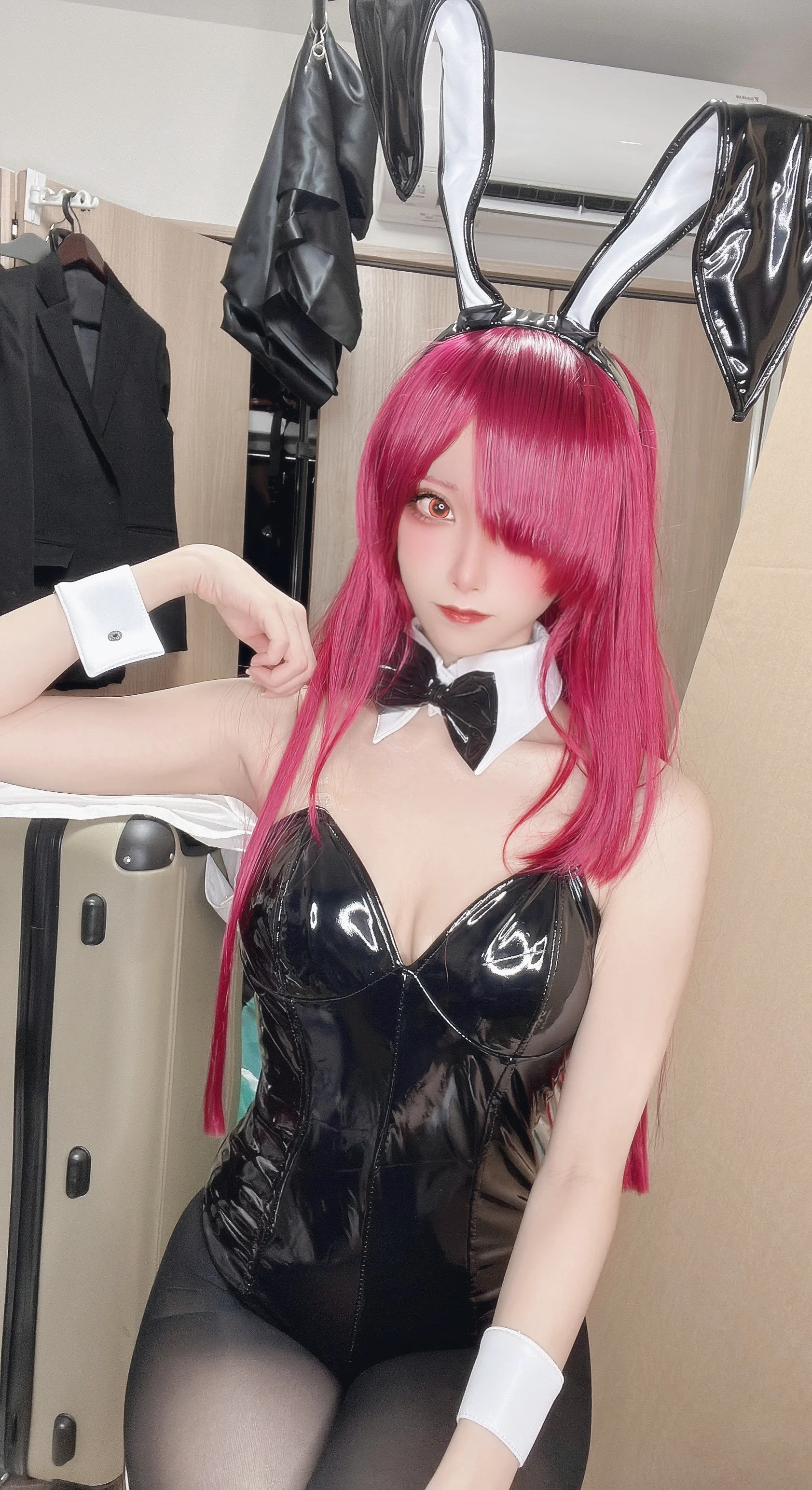 Đọc truyện hentai Tuyển tập Albums siêu phẩm Cosplay - Chap 157 - Akichi - Bunny Rindou Kobayashi