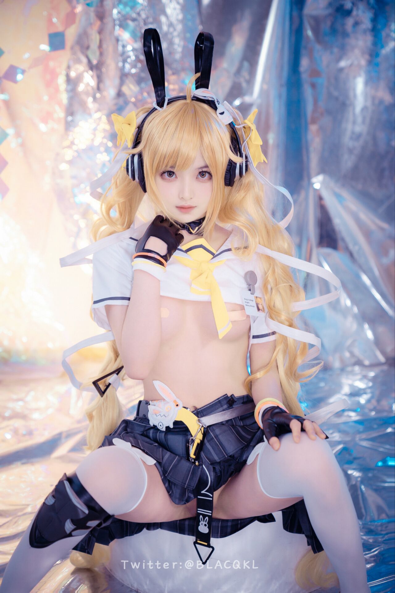 Đọc truyện hentai Tuyển tập Albums siêu phẩm Cosplay - Chap 600 - Bai Li loves chocolate - Angela