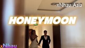 Thủy tạ bị trai đụ (Thủy tạ bị trai đụ) [26]