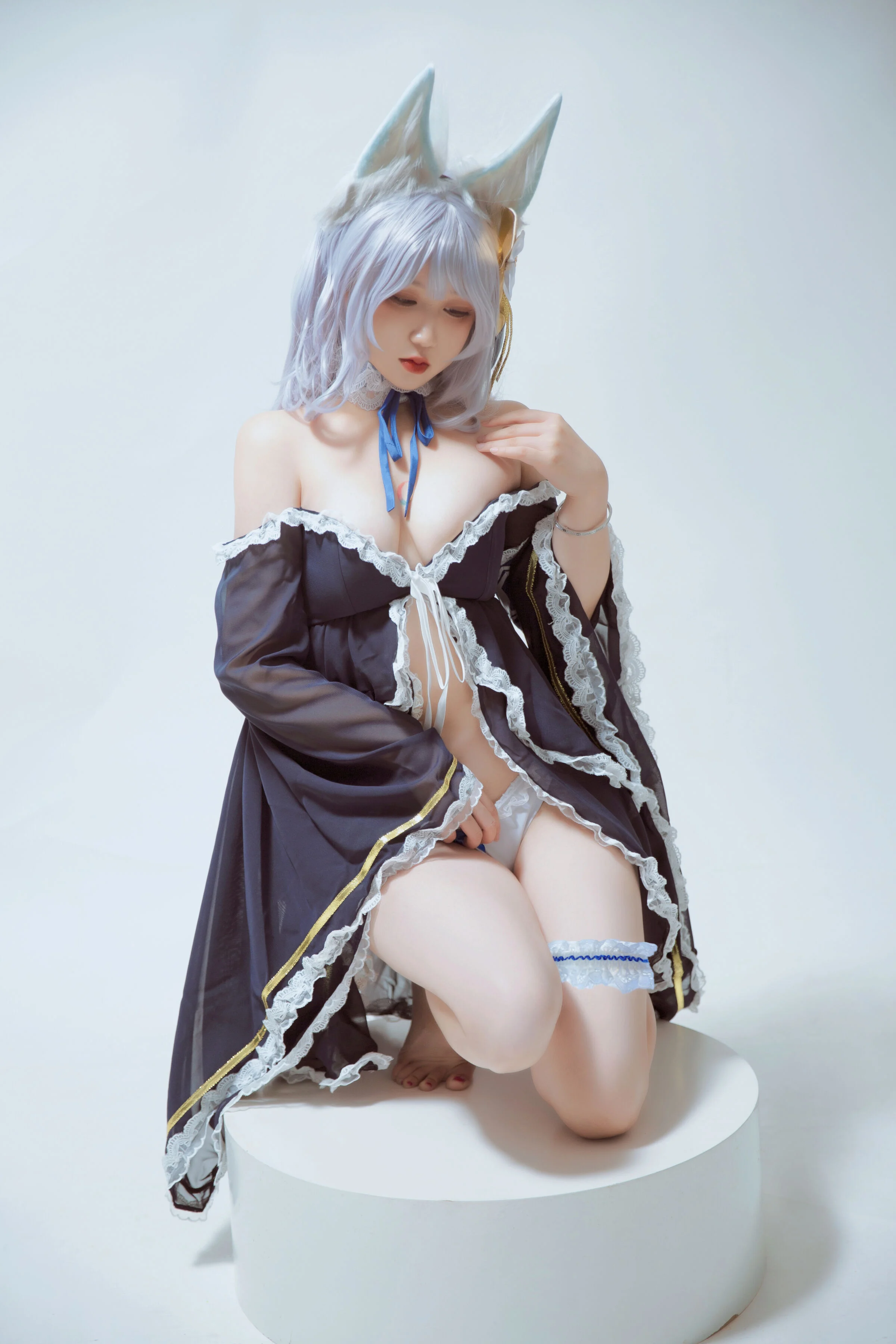 Đọc truyện hentai Tuyển tập Albums siêu phẩm Cosplay - Chap 585 - Ruby dip sauce Meimei - Azur Lane Shinano painter pajamas