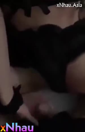Cho con bạn mượn điện thoại, Được Nó ăn mặc Sexy Bóp vú đjt lồn non múp (Cho con bạn mượn điện thoại, Được Nó ăn mặc Sexy Bóp vú đjt lồn non múp) [26]